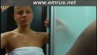 video Esra Sönmezer Banyoda Sevişme Çok Seksi