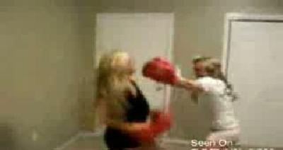 sexy kızların boks maçı :))