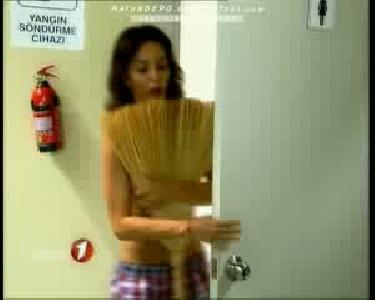 hande ataizi çıplak